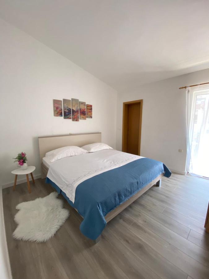 Apartmani Niks มาคาร์สกา ภายนอก รูปภาพ