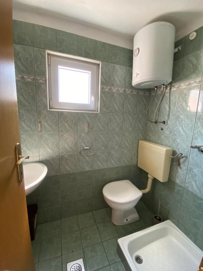 Apartmani Niks มาคาร์สกา ภายนอก รูปภาพ